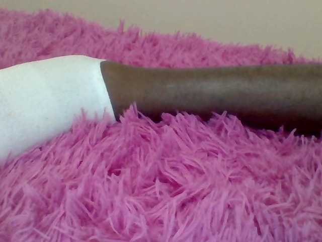 Juanitamami's BongaCams show and profile