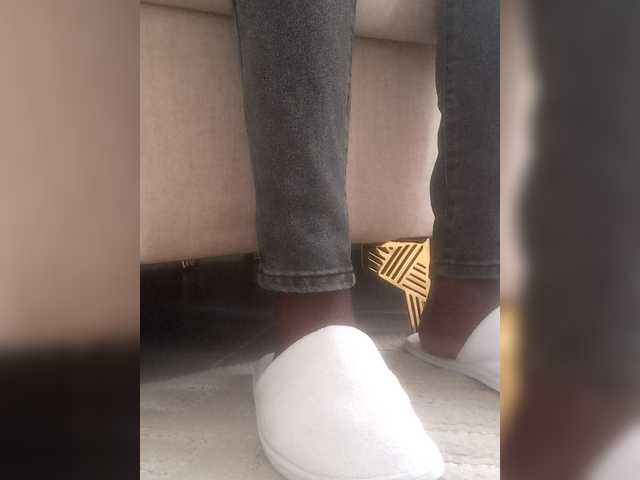 Juanitamami's BongaCams show and profile