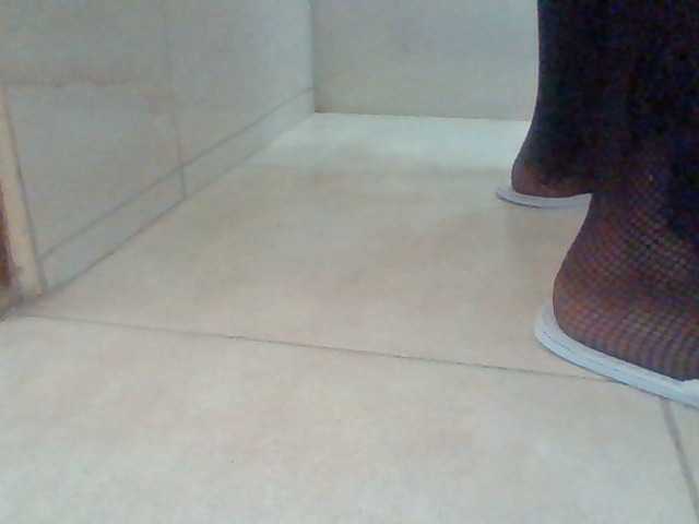 Juanitamami's BongaCams show and profile