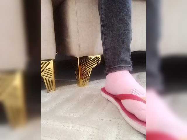 Juanitamami's BongaCams show and profile