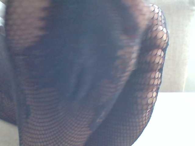 le modèle Juanitamami est en webcam porno dans un show sur le site bongacams, il possède les tags suivants: Ebony,Brunette,Shaved