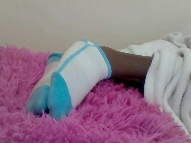 Juanitamami's BongaCams show and profile