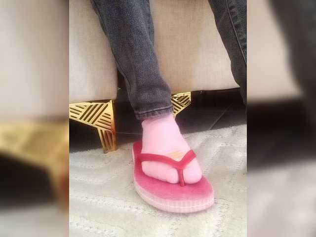 Juanitamami's BongaCams show and profile