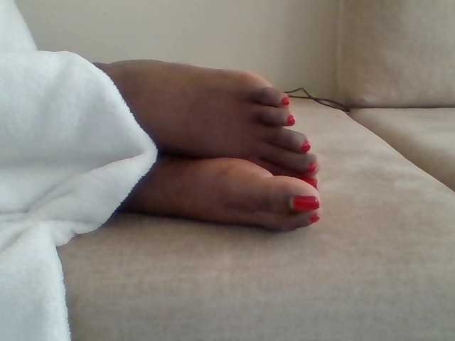 Juanitamami's BongaCams show and profile