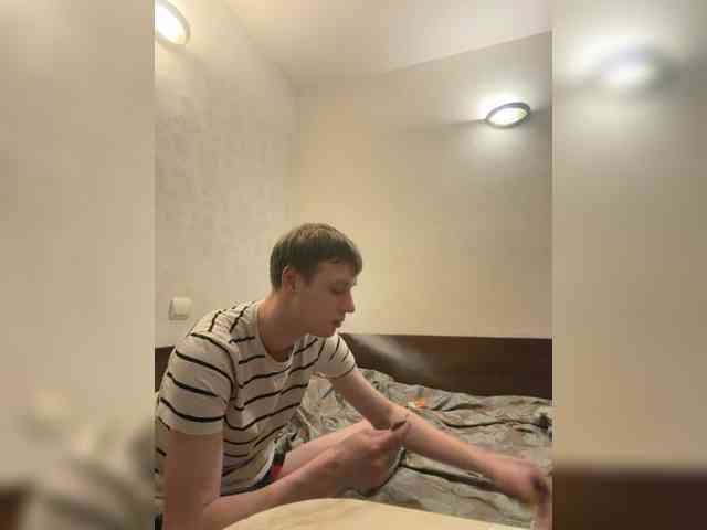 Maxwell-18 Maxwell-18