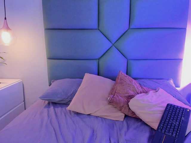 April-swet1's BongaCams show and profile