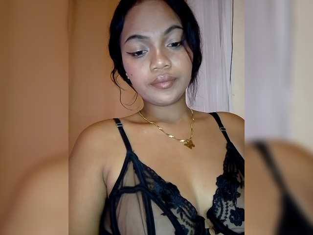 Annah261's BongaCams show and profile