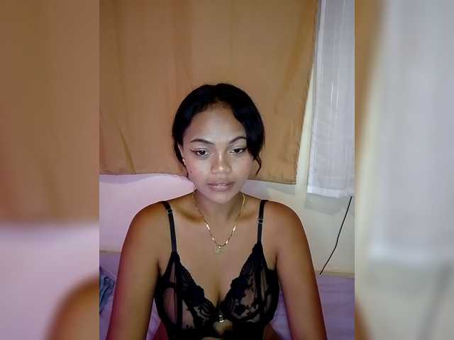 Annah261's BongaCams show and profile