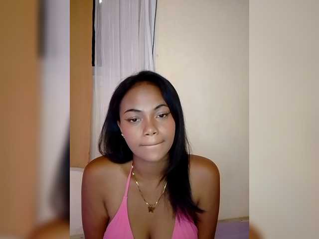 Annah261's BongaCams show and profile