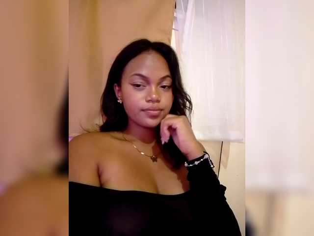 Annah261's BongaCams show and profile