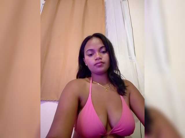 Annah261's BongaCams show and profile