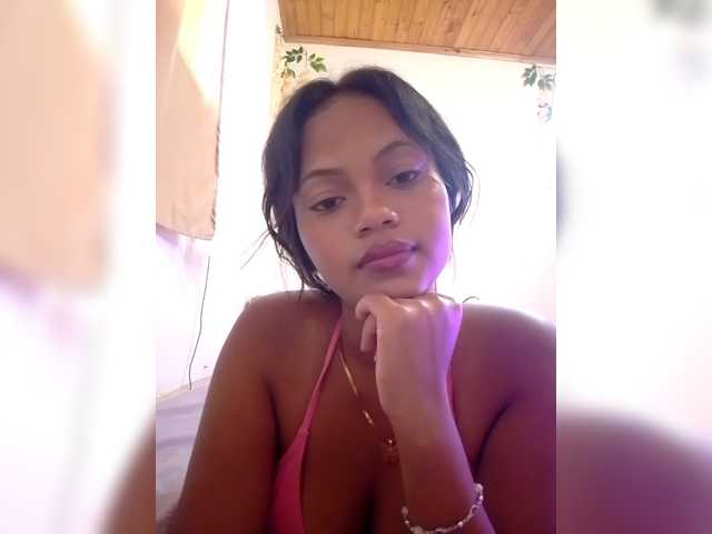 Annah261's BongaCams show and profile