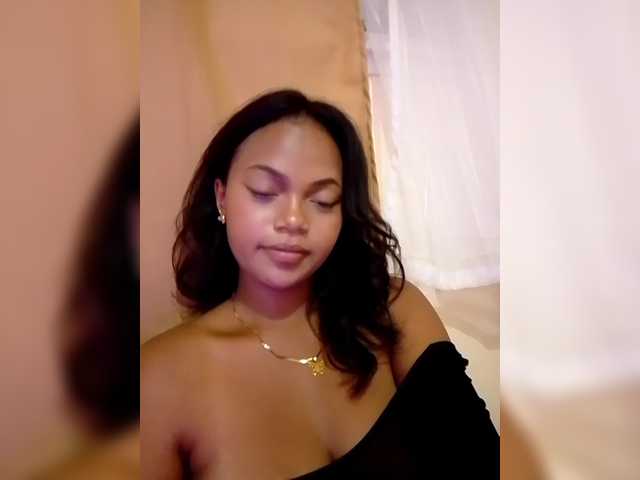 Annah261's BongaCams show and profile