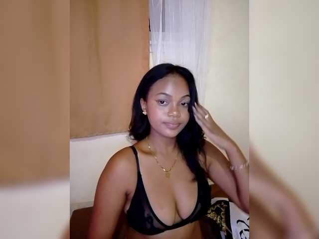 Annah261's BongaCams show and profile