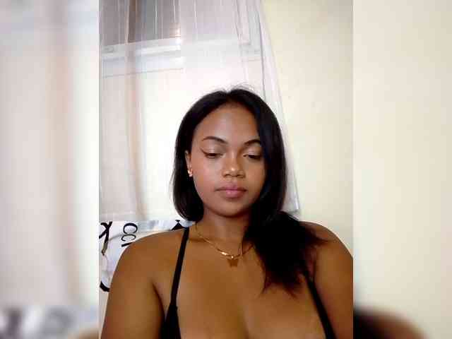 Annah261 Live Webcam on BongaCams