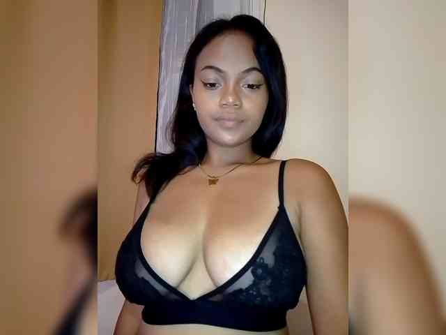 Annah261 Live Webcam on BongaCams