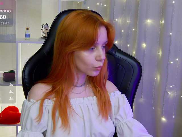 Rachel-lips's BongaCams show and profile