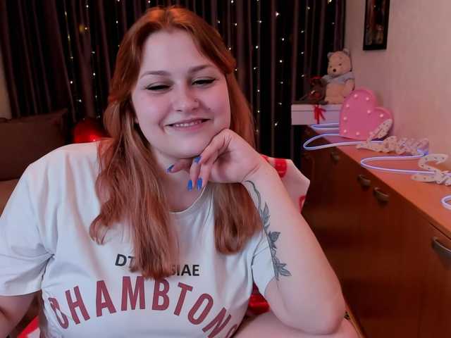 WhisperOfSiren's BongaCams show and profile