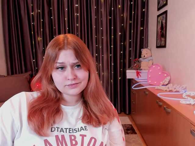 WhisperOfSiren's BongaCams show and profile