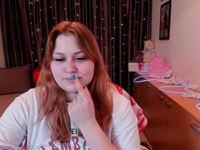 WhisperOfSiren's BongaCams show and profile