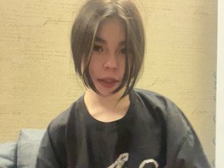 Suzie-Bell Porn Show