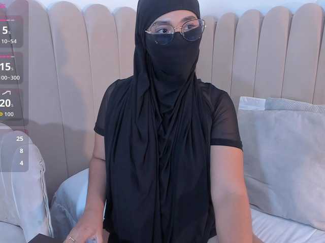 amisha's BongaCams show and profile