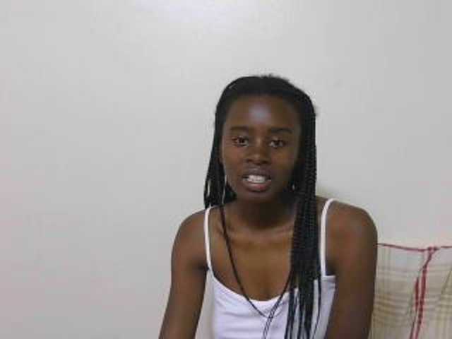 SweetTarrif's BongaCams show and profile