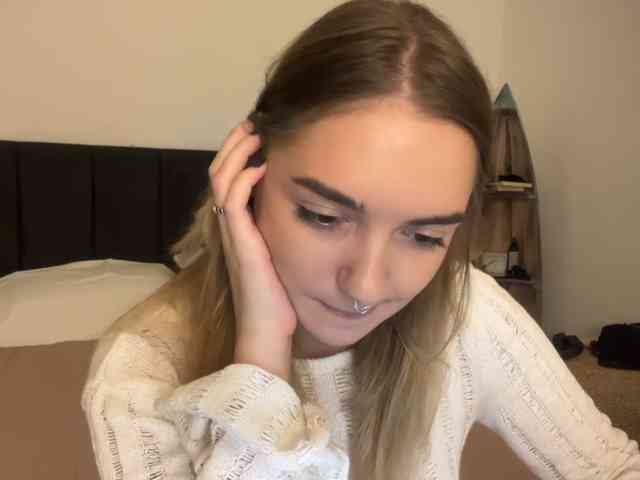 RoxyHorny Live Webcam on BongaCams