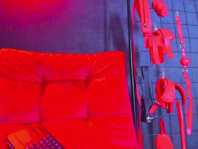 Antonella-bdsm's BongaCams show and profile