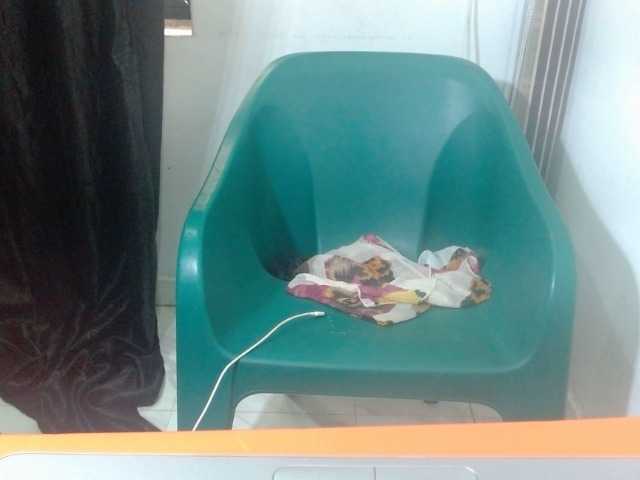 Juicynplum's BongaCams show and profile