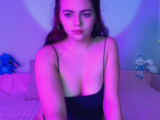 leemiaus's BongaCams show and profile