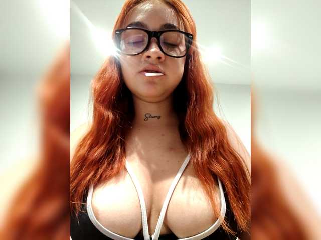 AliceHiills's BongaCams show and profile