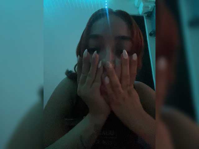 AliceHiills's BongaCams show and profile