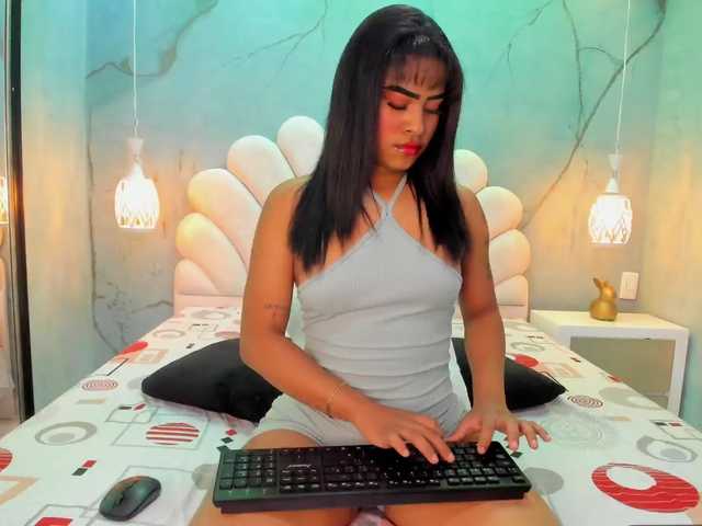 MeganRay's BongaCams show and profile