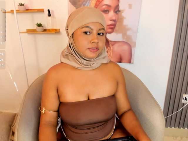 jasmyne-anbar's BongaCams show and profile