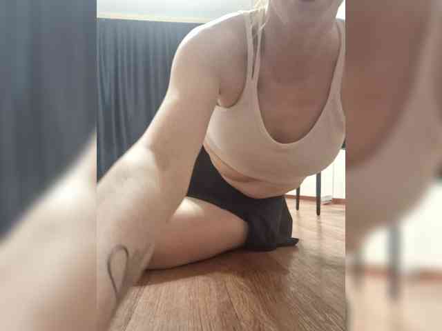 Kuklanasha Live Webcam on BongaCams