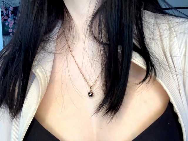 KimberleeChenevert's BongaCams show and profile