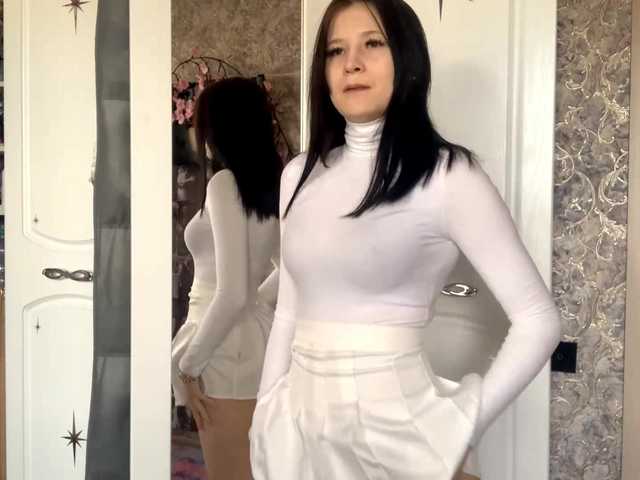 KimberleeChenevert's BongaCams show and profile