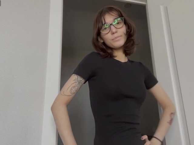 DarlenaBoothman's BongaCams show and profile