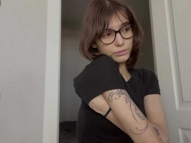 DarlenaBoothman's BongaCams show and profile
