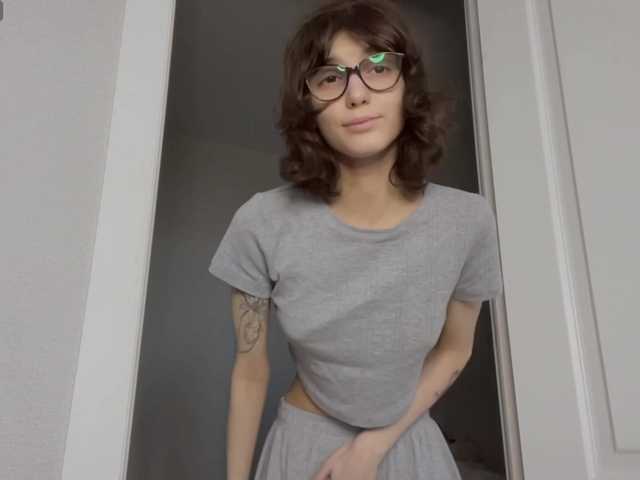 DarlenaBoothman's BongaCams show and profile