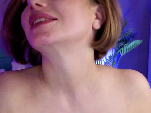 Candyyy1's BongaCams show and profile