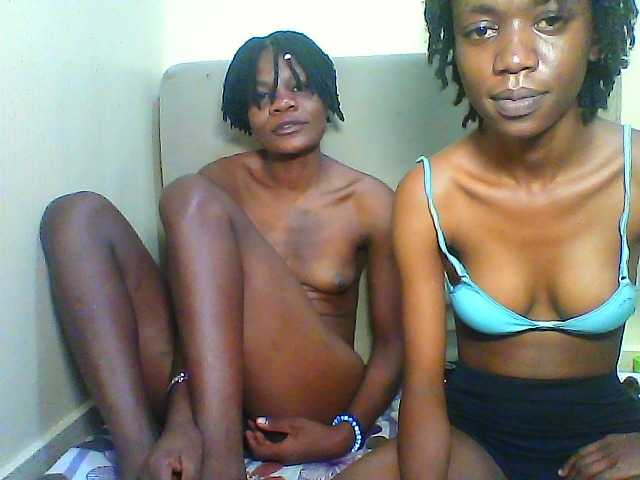 Blacks-petites live cam