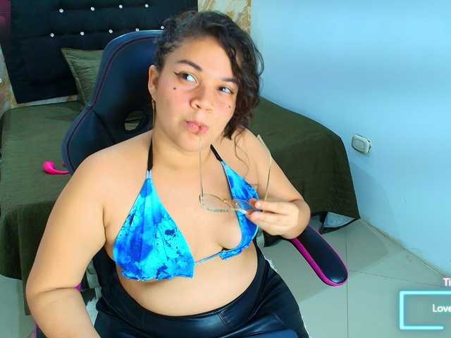 Preview of scarlett--joness