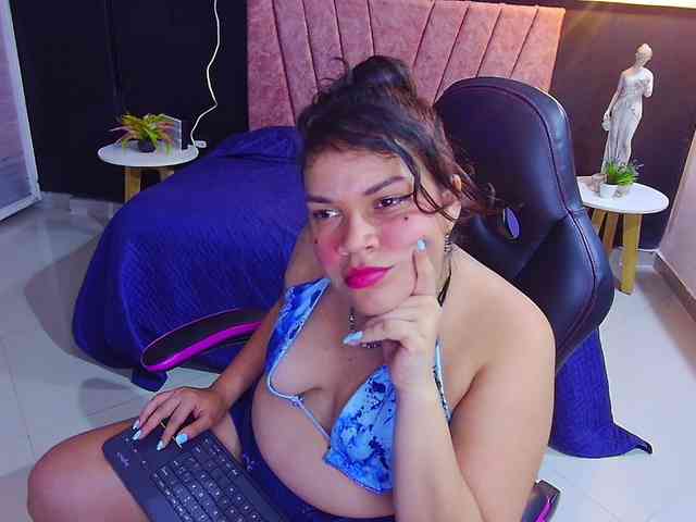 scarlett--joness webcam