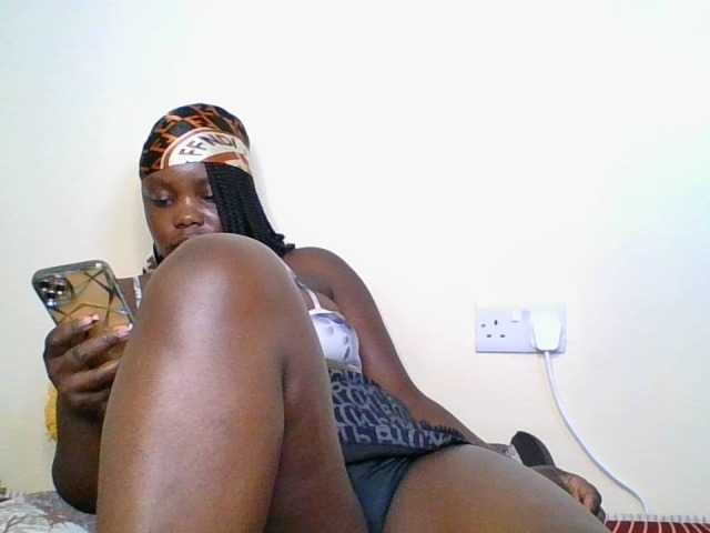 Body-tea's BongaCams show and profile