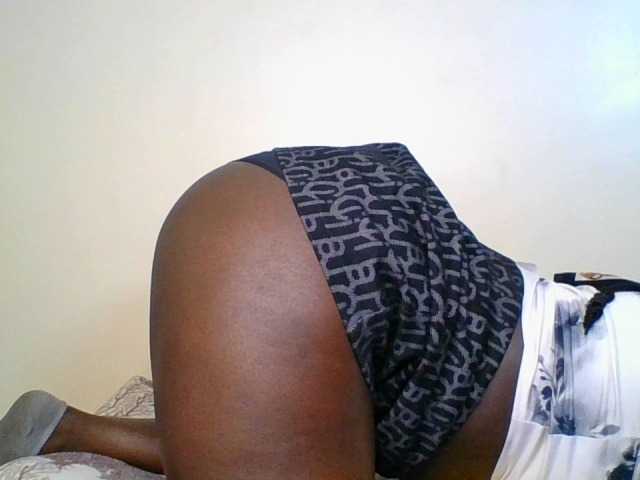 Body-tea's BongaCams show and profile