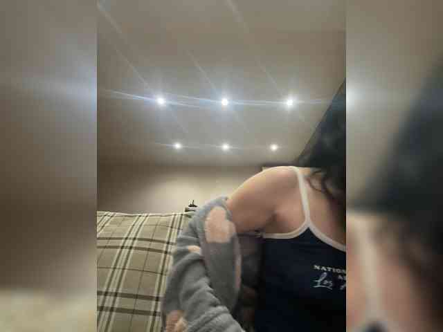 KorolevaQween000 webcam