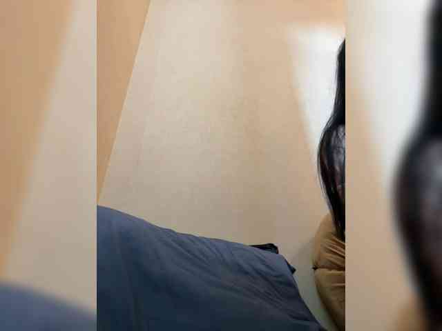 KorolevaQween000 webcam