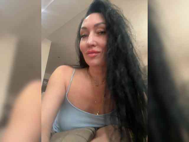 KorolevaQween000 webcam